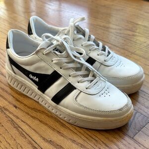 Gola Classic White and Black Trainers